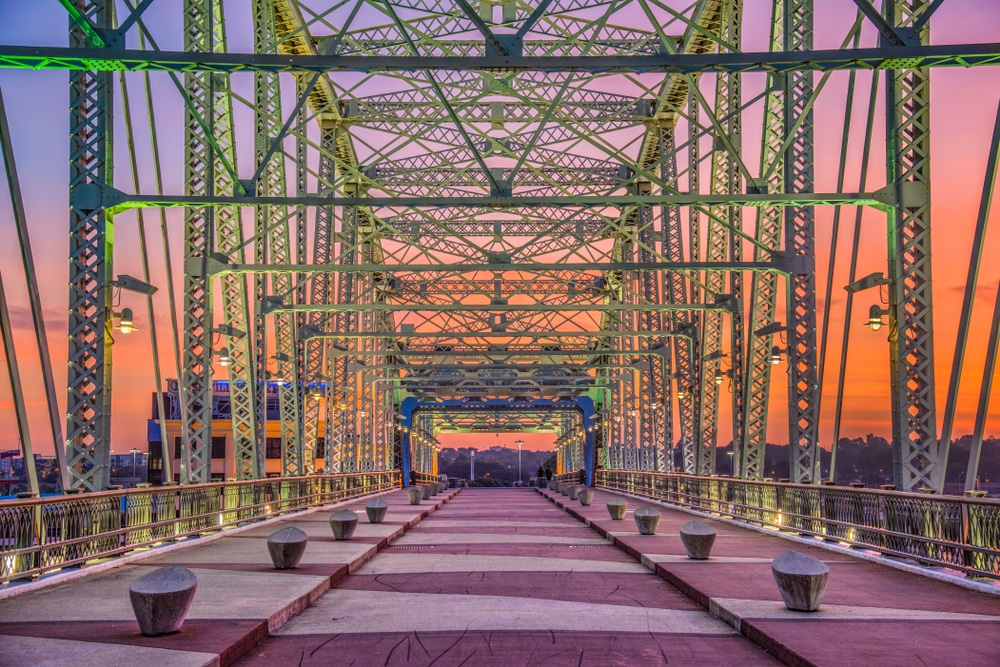 Old Town Trolley Tour in Nashville, photo of the pedestrian bridge in downtown Nashville