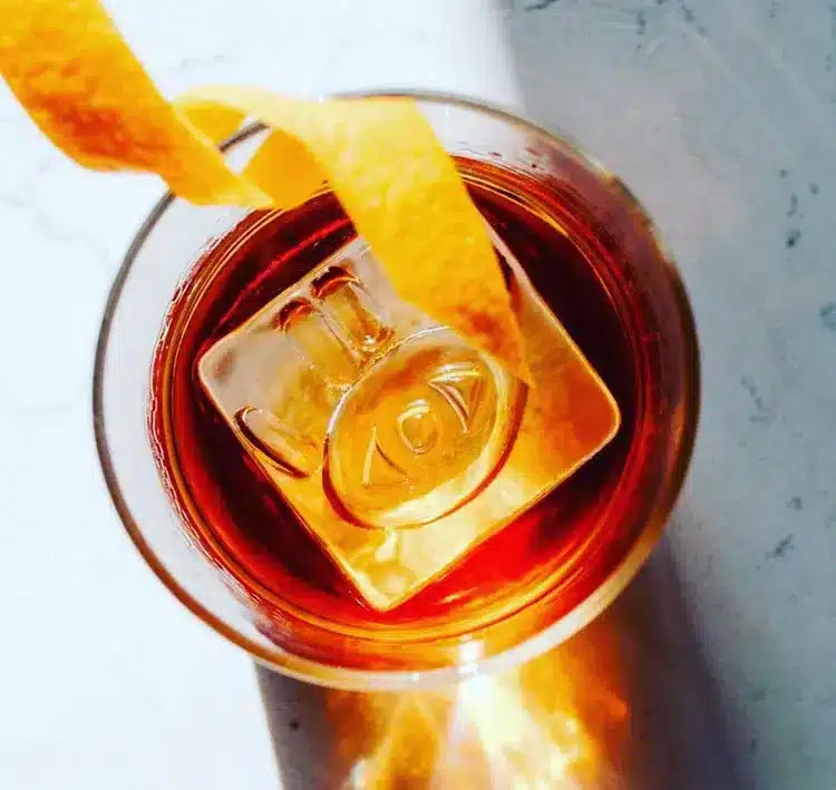 e280051f772eb2c9662a434beadd56bf6dda72dec06b076e