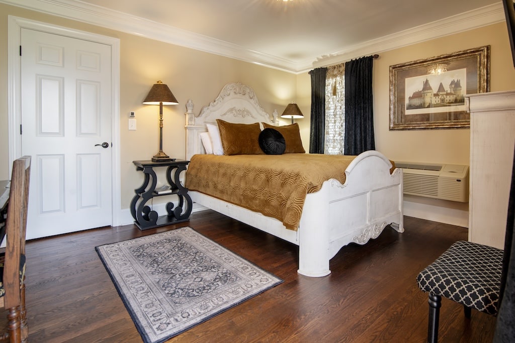 Nashville Golf Courses near our bed and breakfast