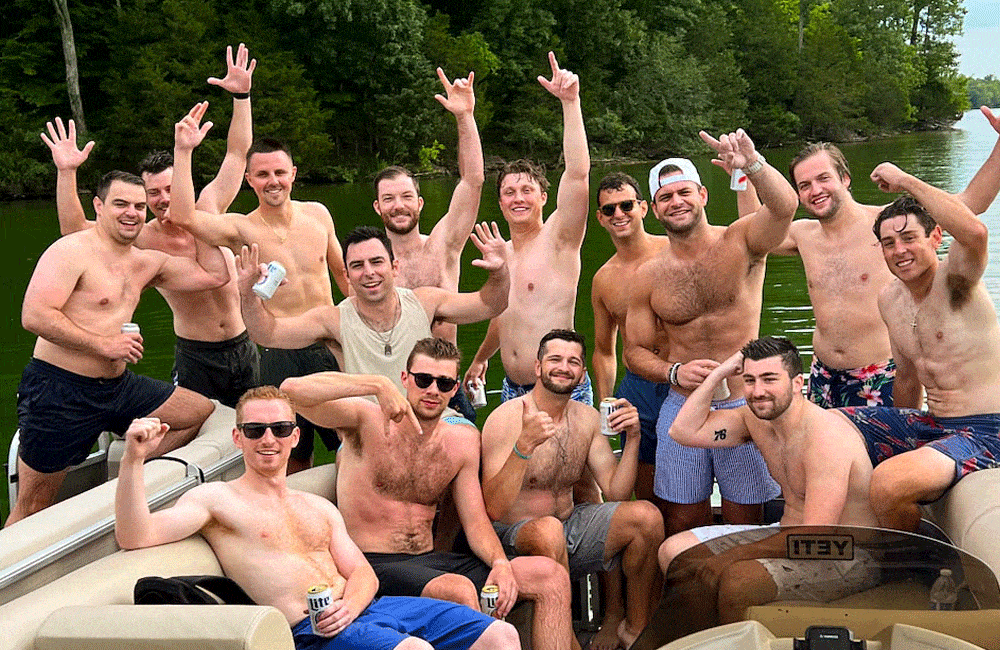Rowdys-Bachlor-Party-Boat-Rentals