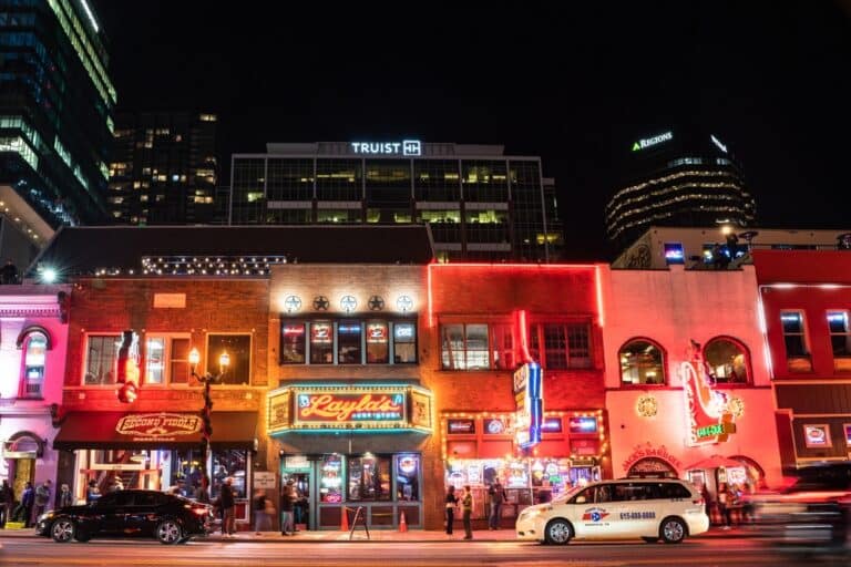 Things to Do on Broadway in Nashville